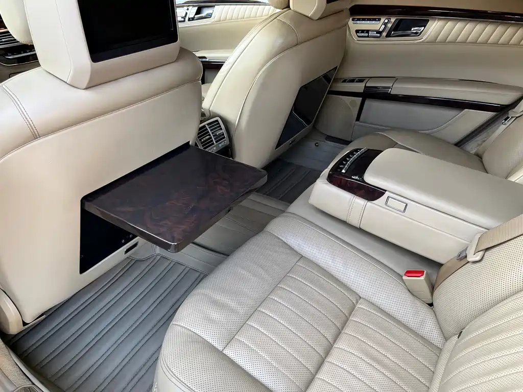 Mercedes-Benz S-Class — миниатюра 18