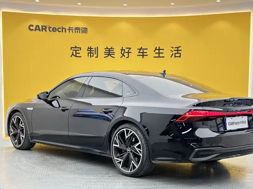 Audi A7L — миниатюра 6