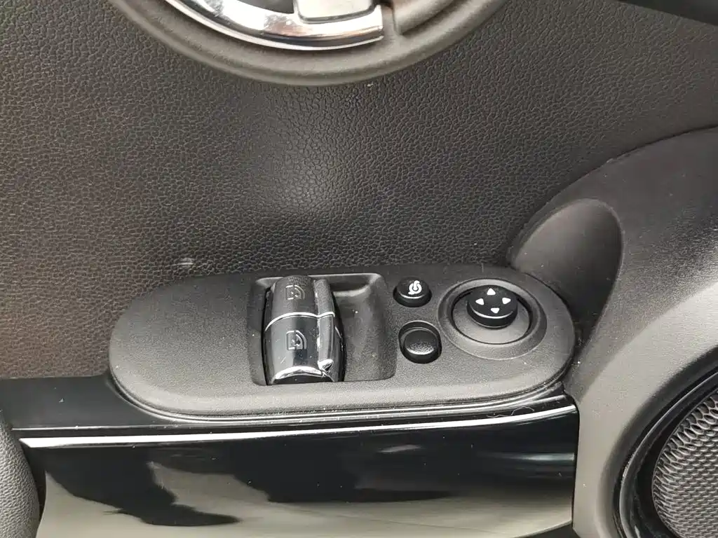 MINI Mini — миниатюра 9