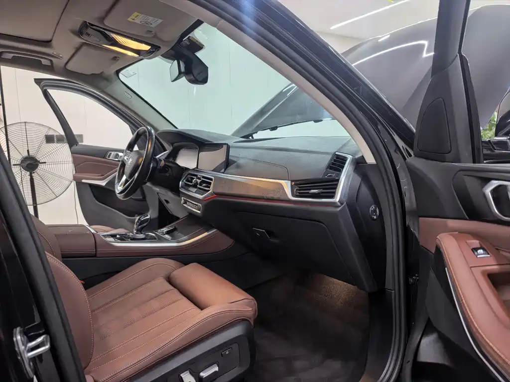 BMW X5 (Import) — миниатюра 9