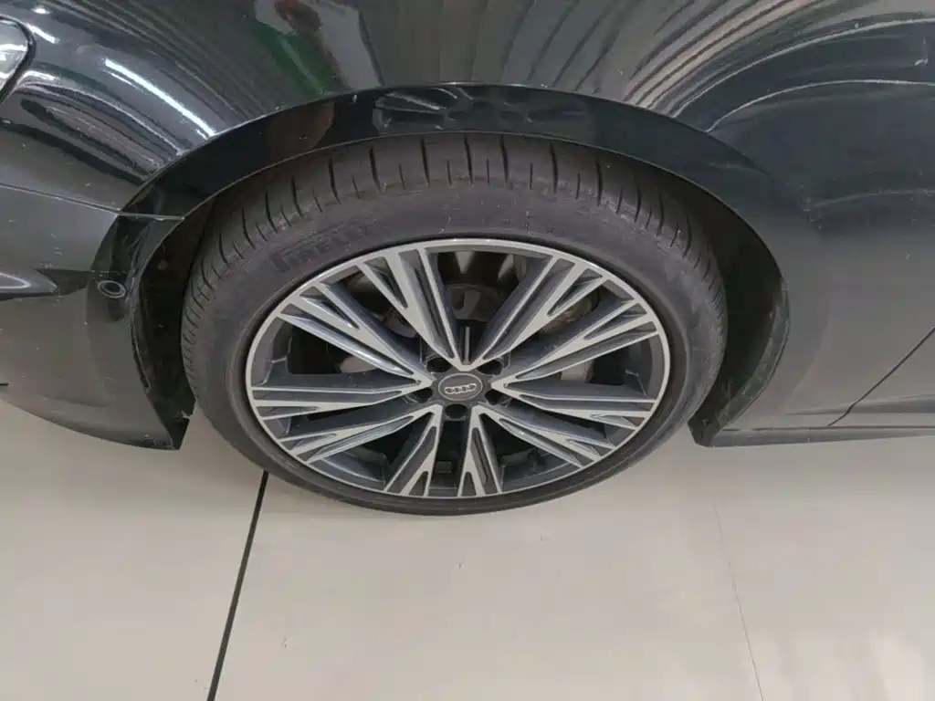 Audi A6L — миниатюра 23
