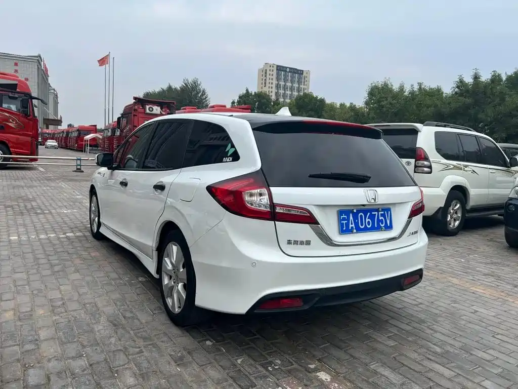 Honda Jade — миниатюра 7