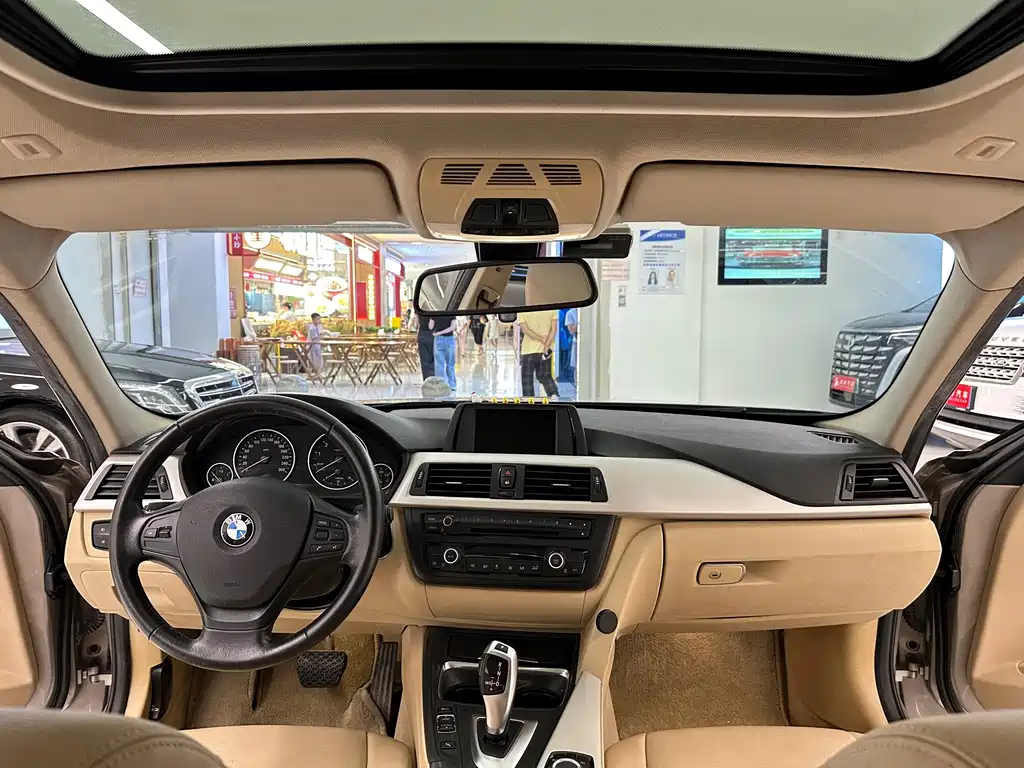 BMW 3 Series — миниатюра 18