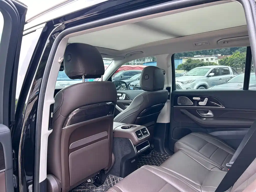 Mercedes-Benz GLS — миниатюра 16