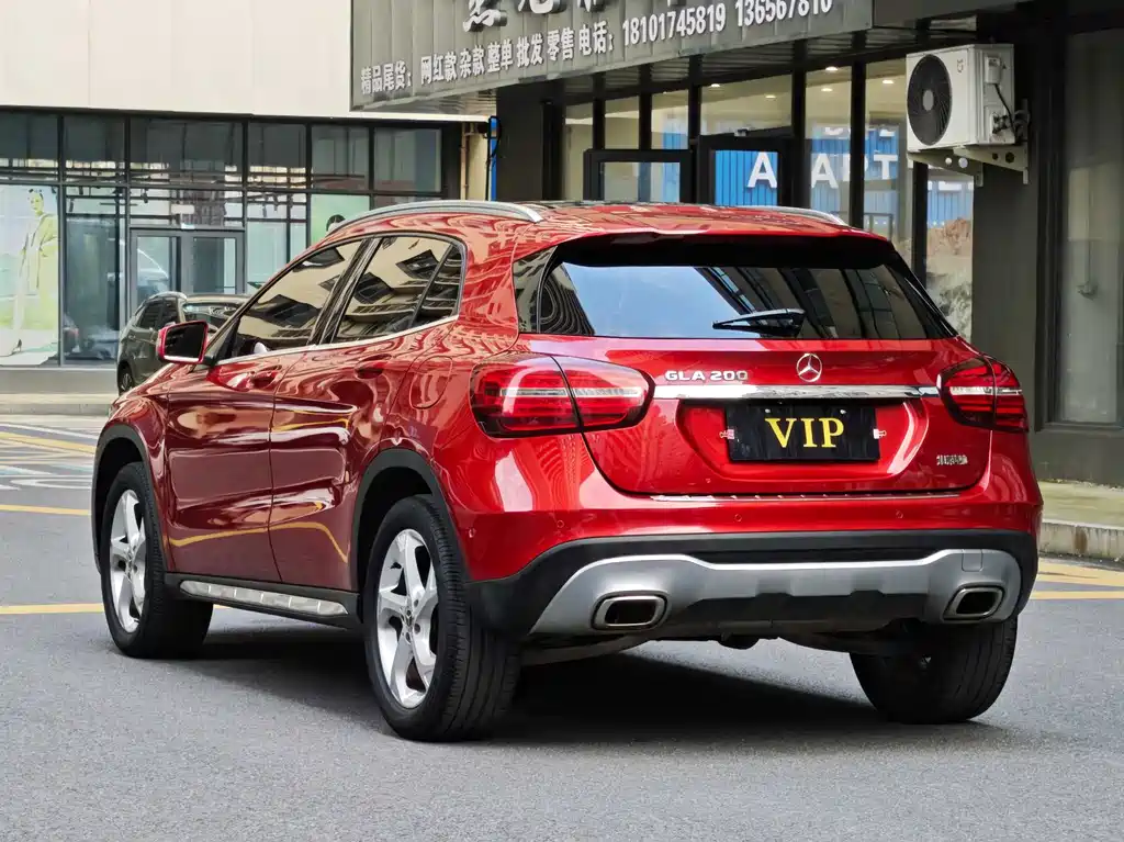 Mercedes-Benz GLA — миниатюра 7
