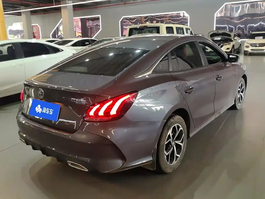 MG MG5 — миниатюра 3