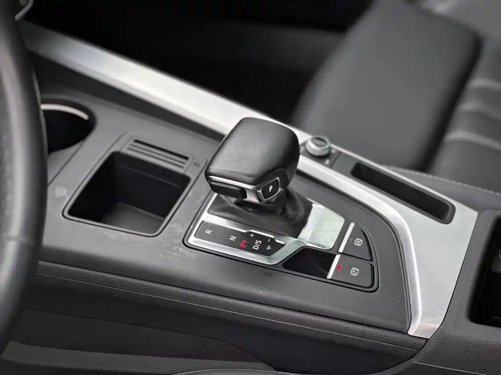 Audi A4L — миниатюра 16