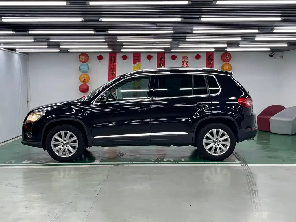 Volkswagen Tiguan — миниатюра 4