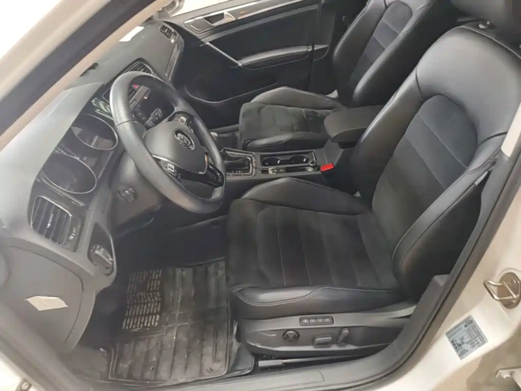Volkswagen Golf — миниатюра 15