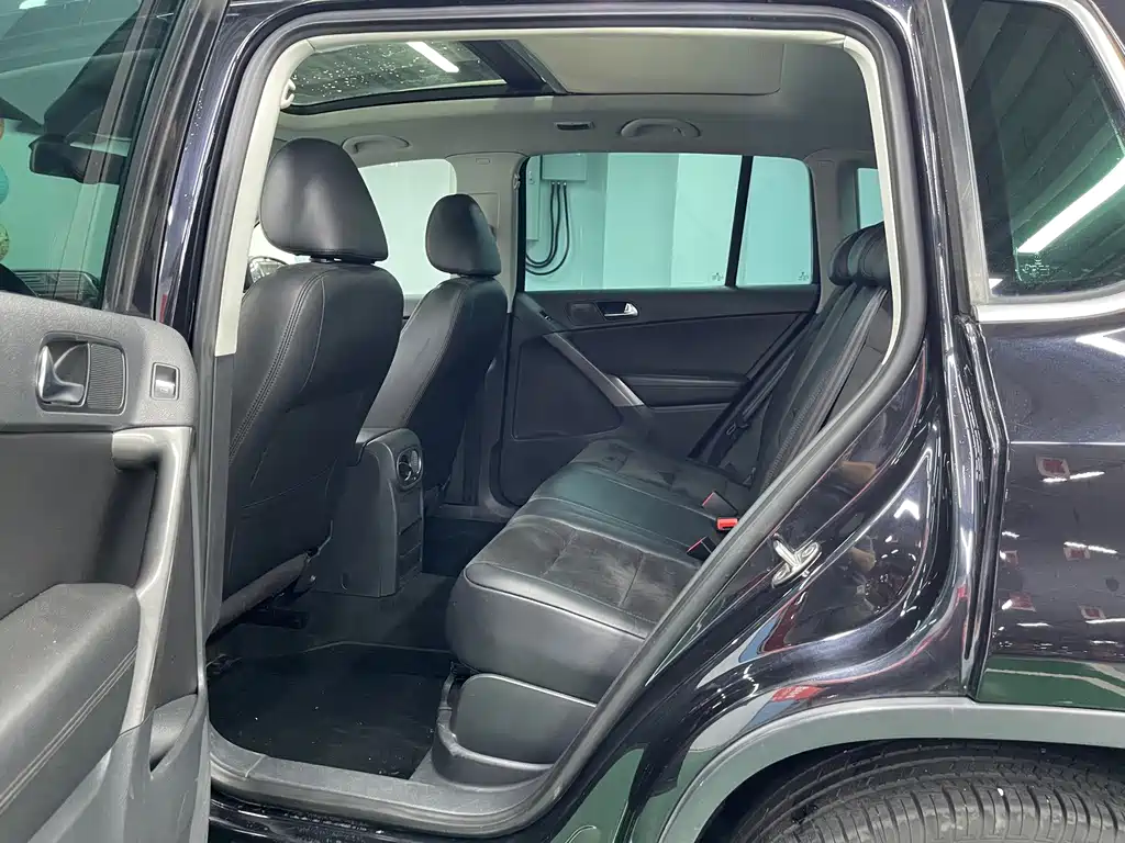 Volkswagen Tiguan — миниатюра 9