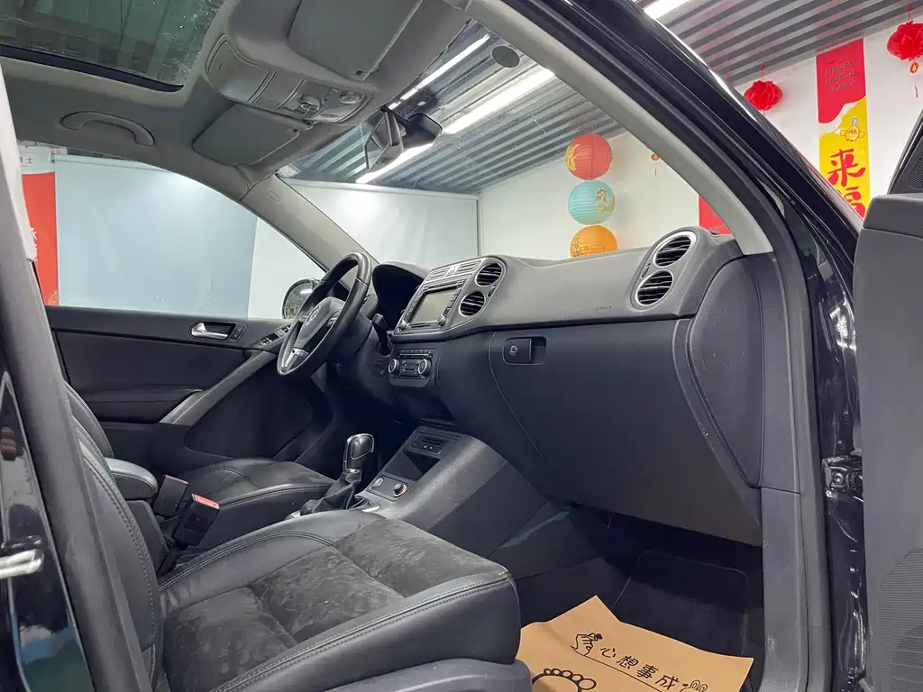 Volkswagen Tiguan — миниатюра 21