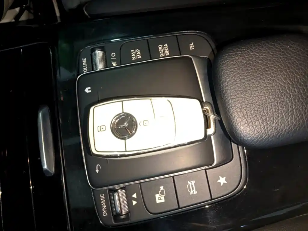Mercedes-Benz A-Class — миниатюра 9