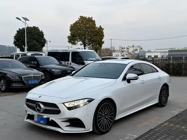 MERCEDES-BENZ CLS