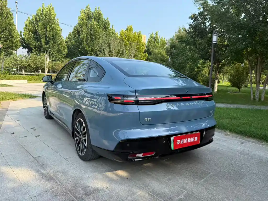 Leapmotor Leapmotor B01 — миниатюра 6