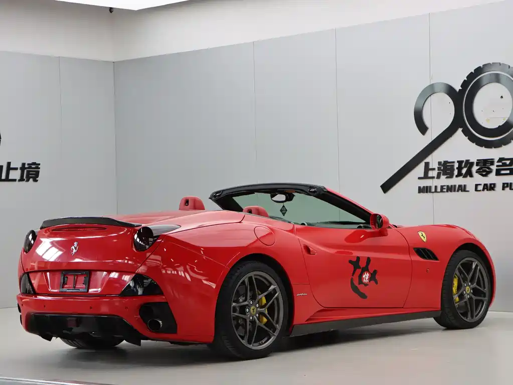 Ferrari California T 2012 4.3L
