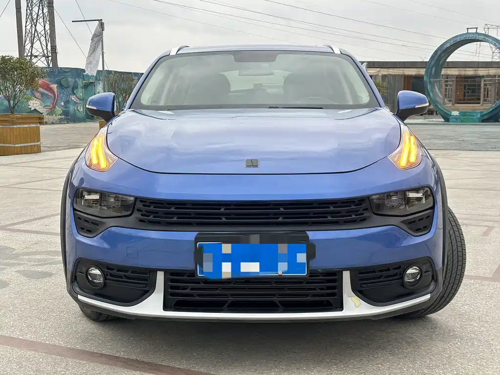 Lynk & Co 02 — миниатюра 2