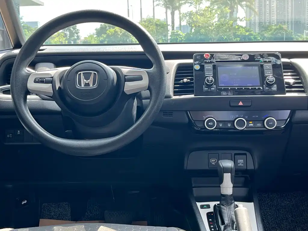 Honda Fit — миниатюра 11