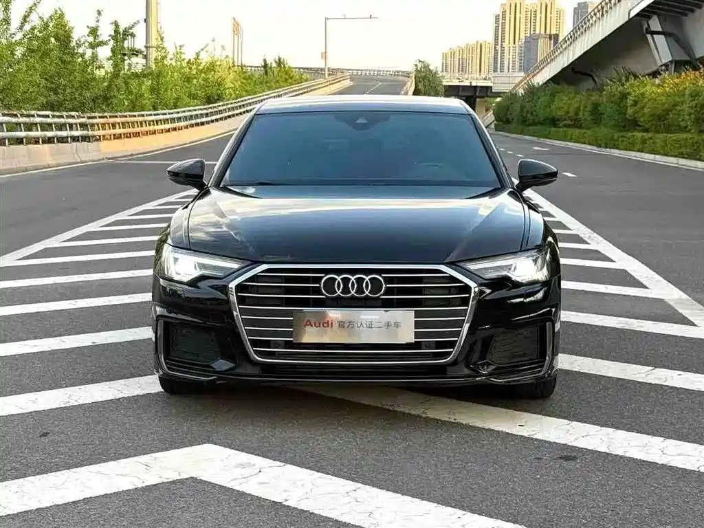 Audi A6L 2021 40 TFSI Luxury