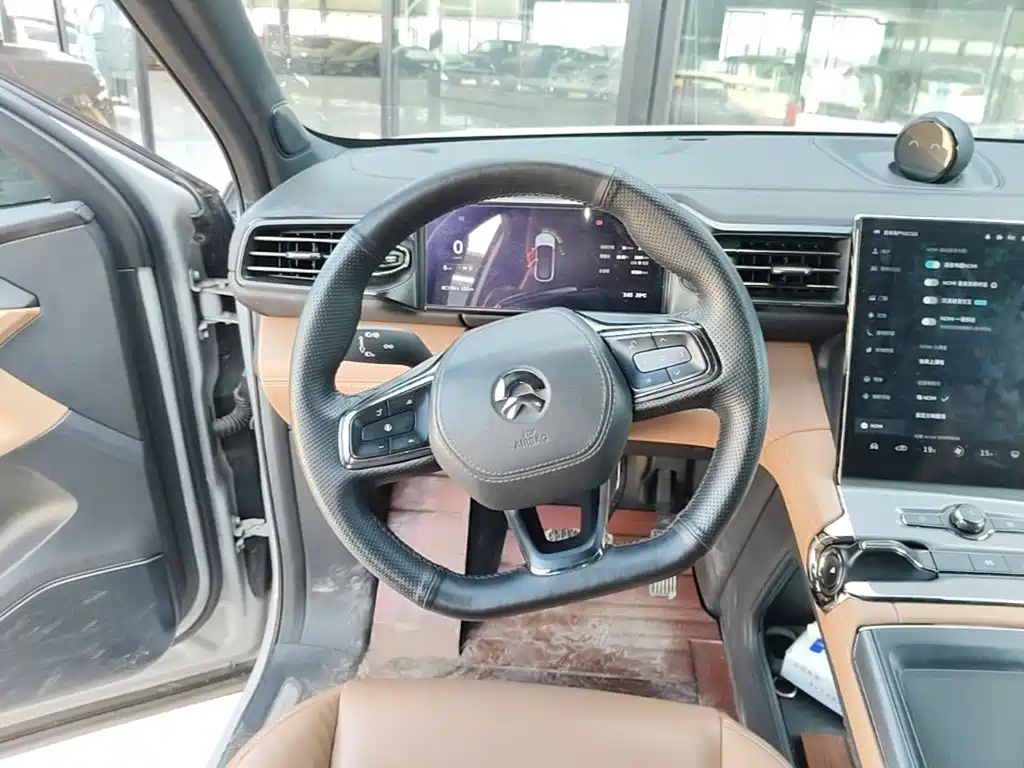 NIO ES6 — миниатюра 11