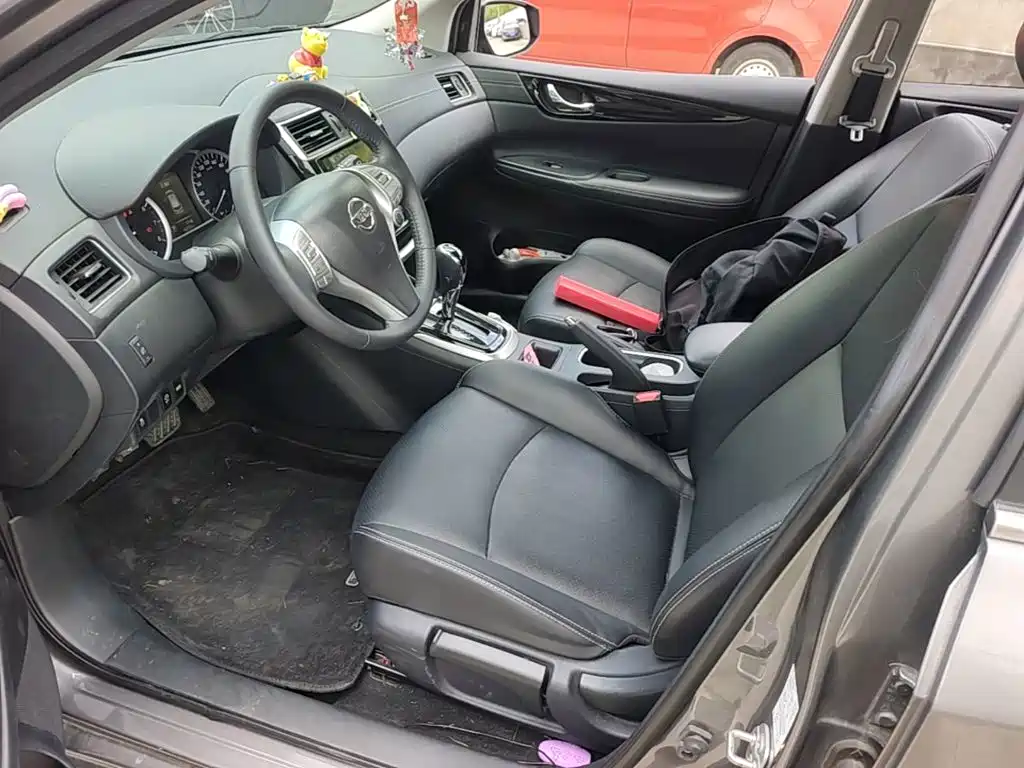 Nissan Tiida — миниатюра 15