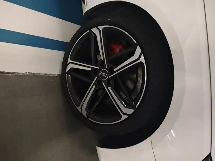 Audi A4L — миниатюра 6