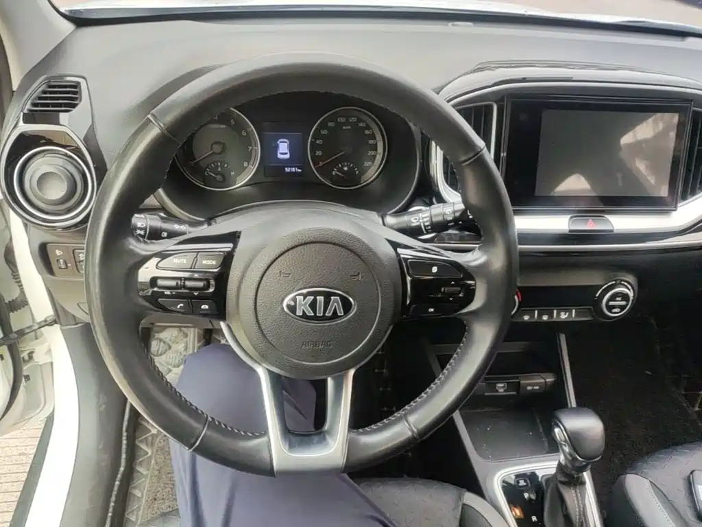 Kia KX1 — миниатюра 10