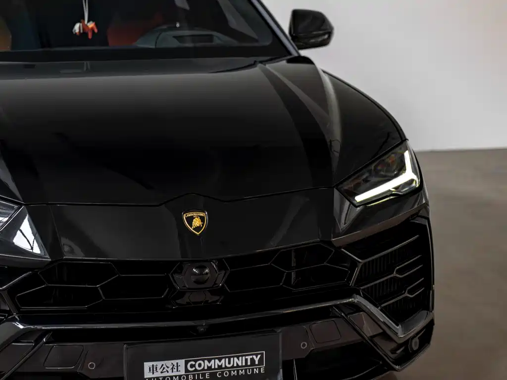 Lamborghini Urus — миниатюра 4