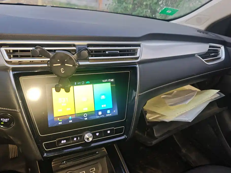 Roewe i5 — миниатюра 13
