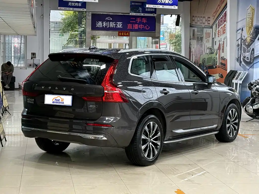 Volvo XC60 — миниатюра 4