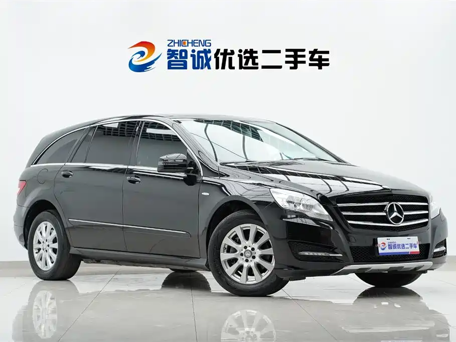 Mercedes-Benz R 2017 R 320 4MATIC