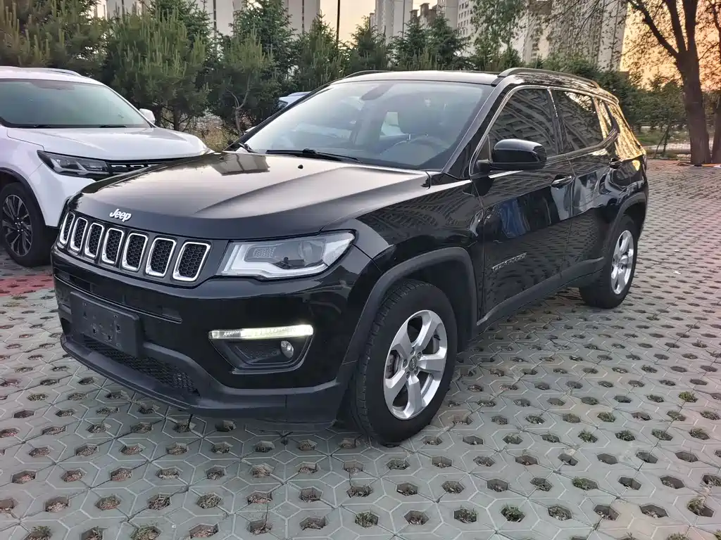 Купить Jeep Compass