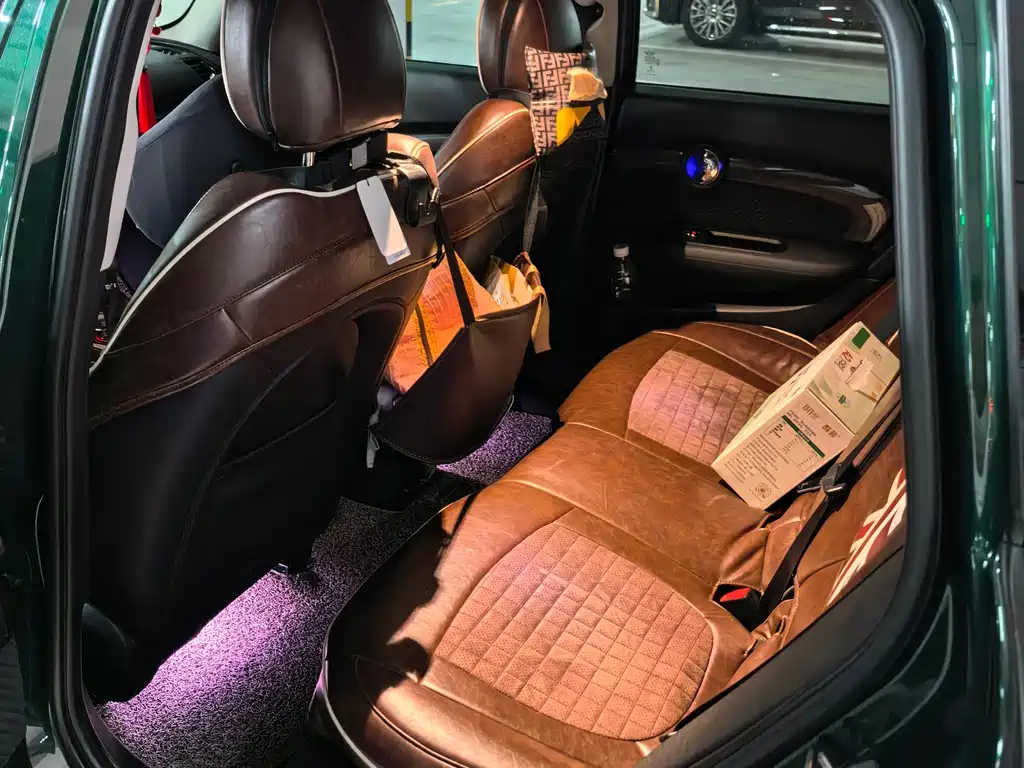 MINI Mini Clubman — миниатюра 9