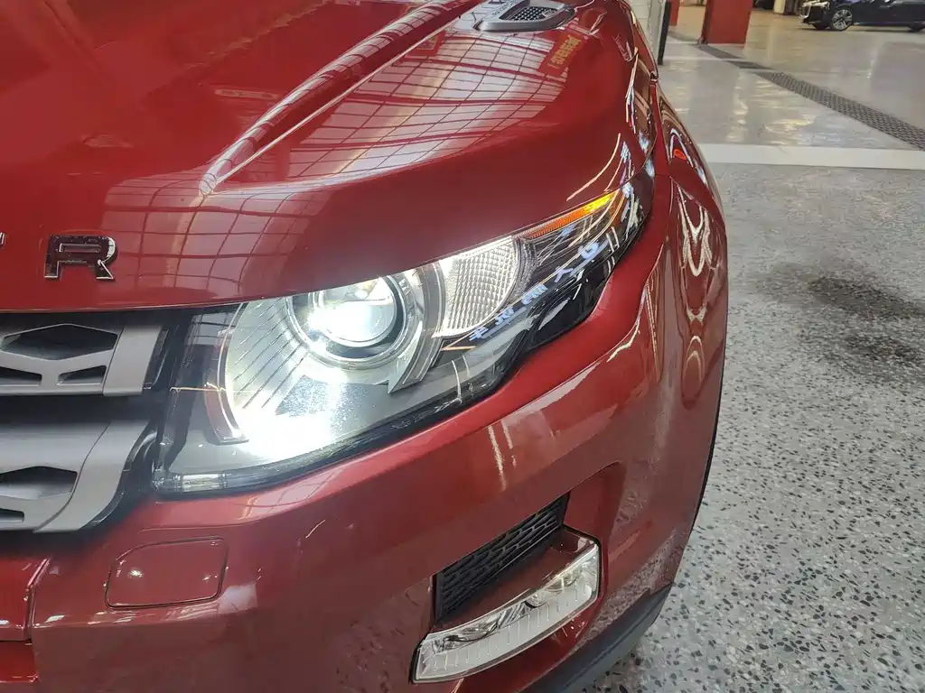 Land Rover Evoque (Import) — миниатюра 15