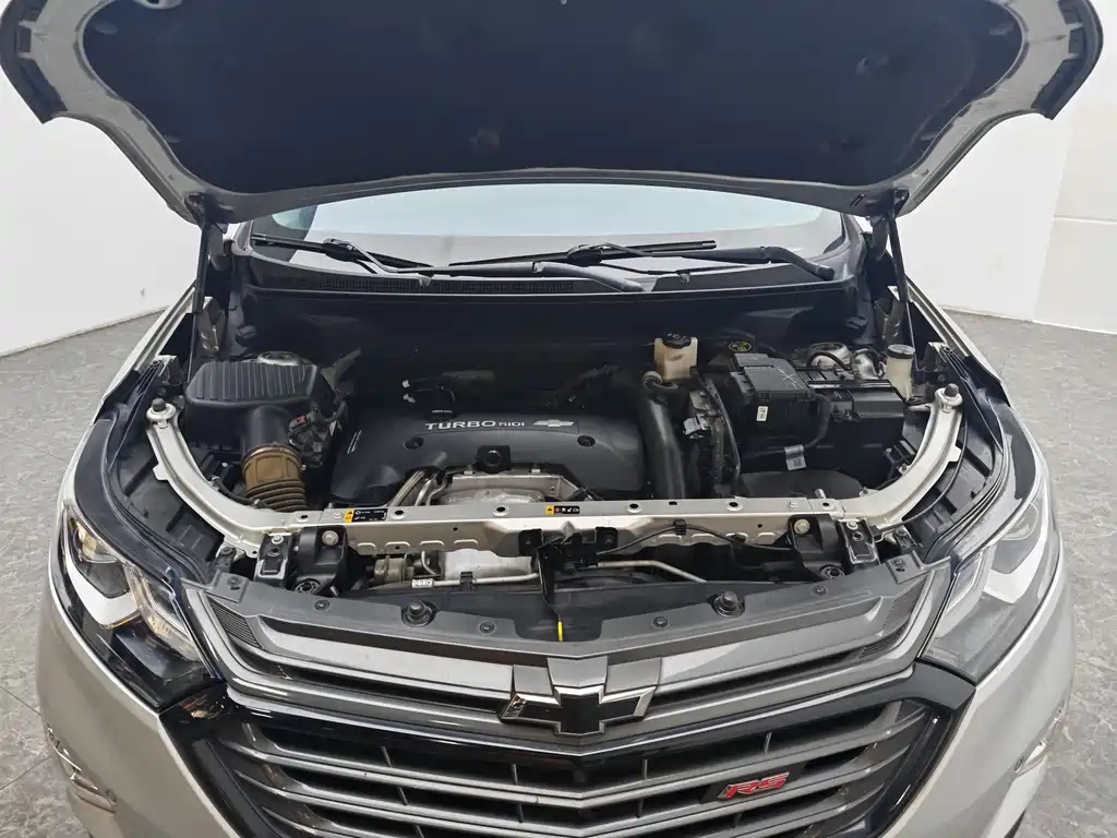Chevrolet Equinox — миниатюра 13