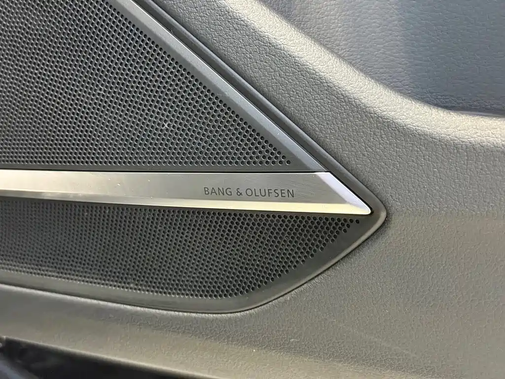 Audi A8 — миниатюра 12