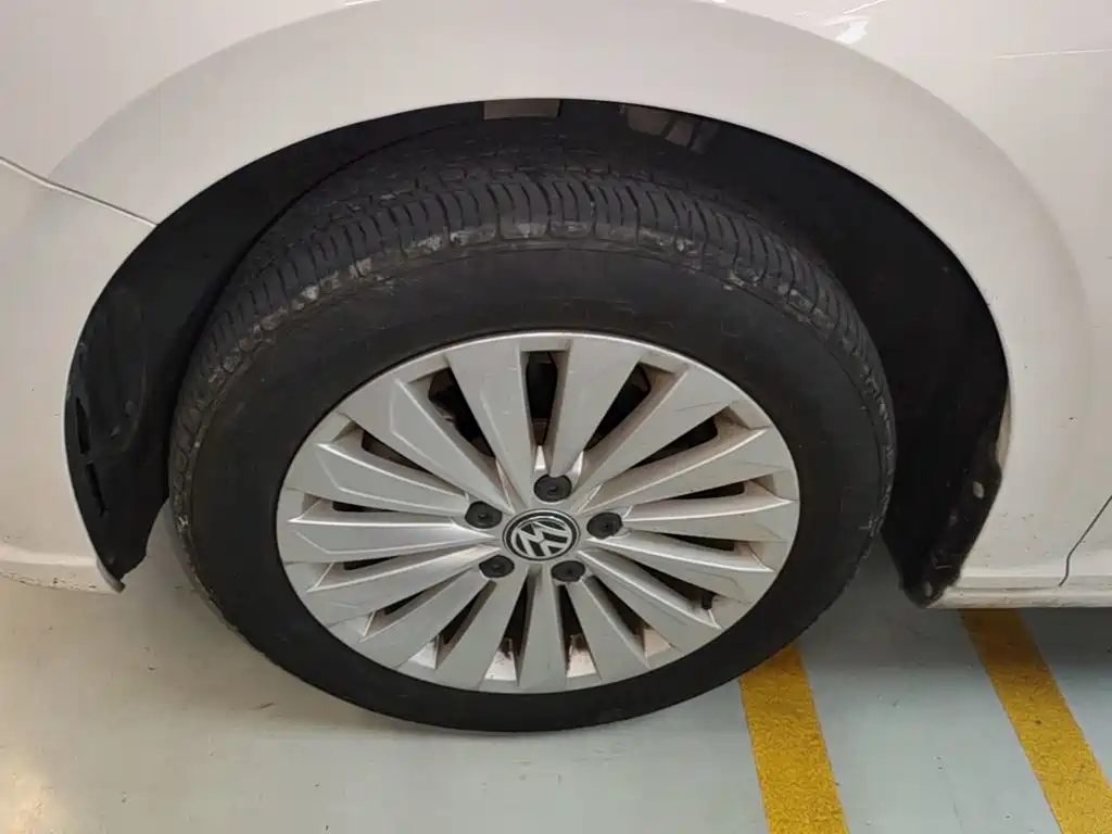 Volkswagen Lavida — миниатюра 23