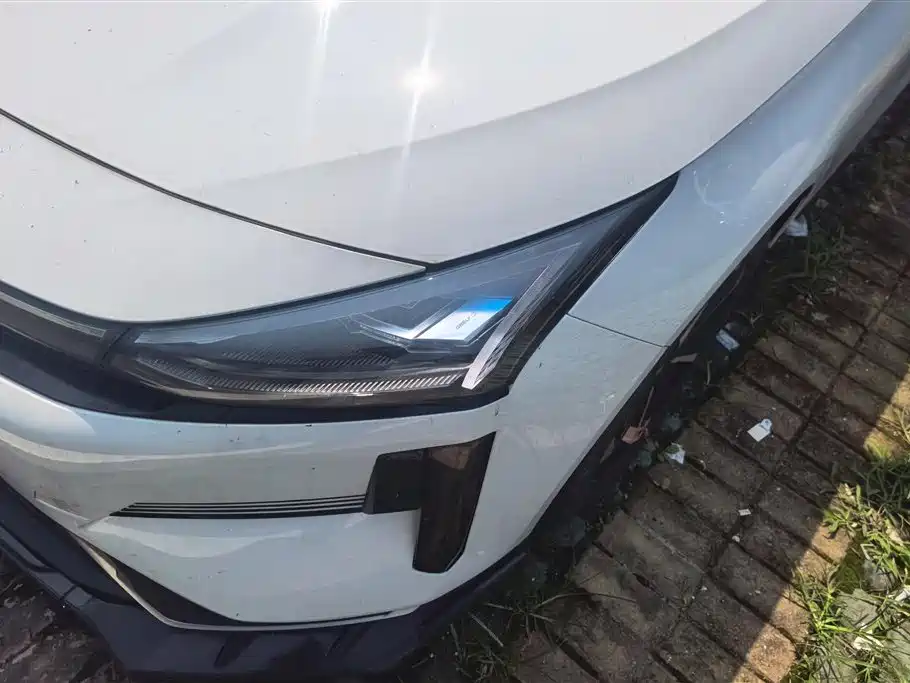 Geely Galaxy Galaxy L6 L6 2023 125km PLUS