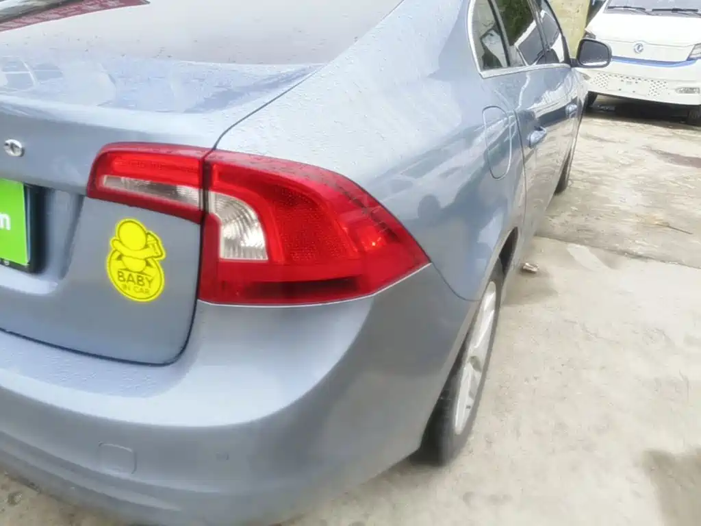 Volvo S60 — миниатюра 8