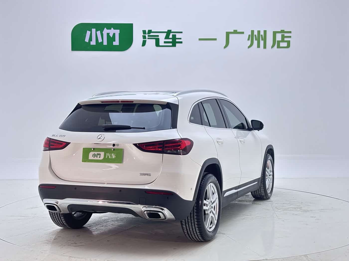 Mercedes-Benz GLA 1.3 л 2022 г. Белый, пробег 22000 км