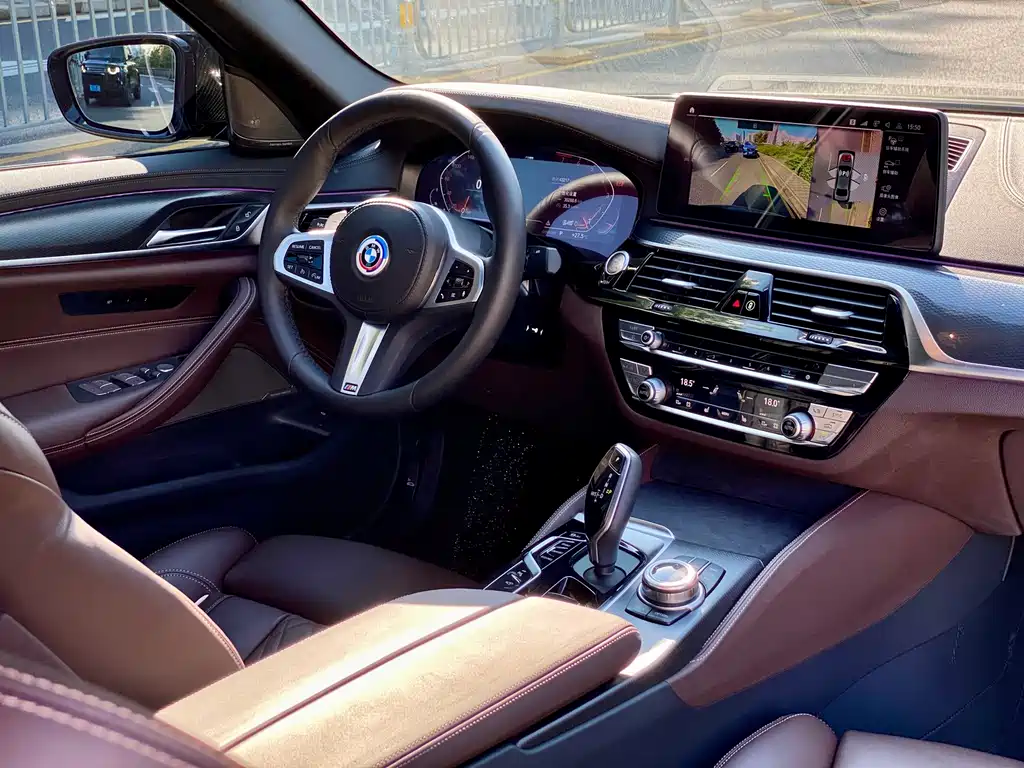 BMW 5 Series (Import) — миниатюра 20