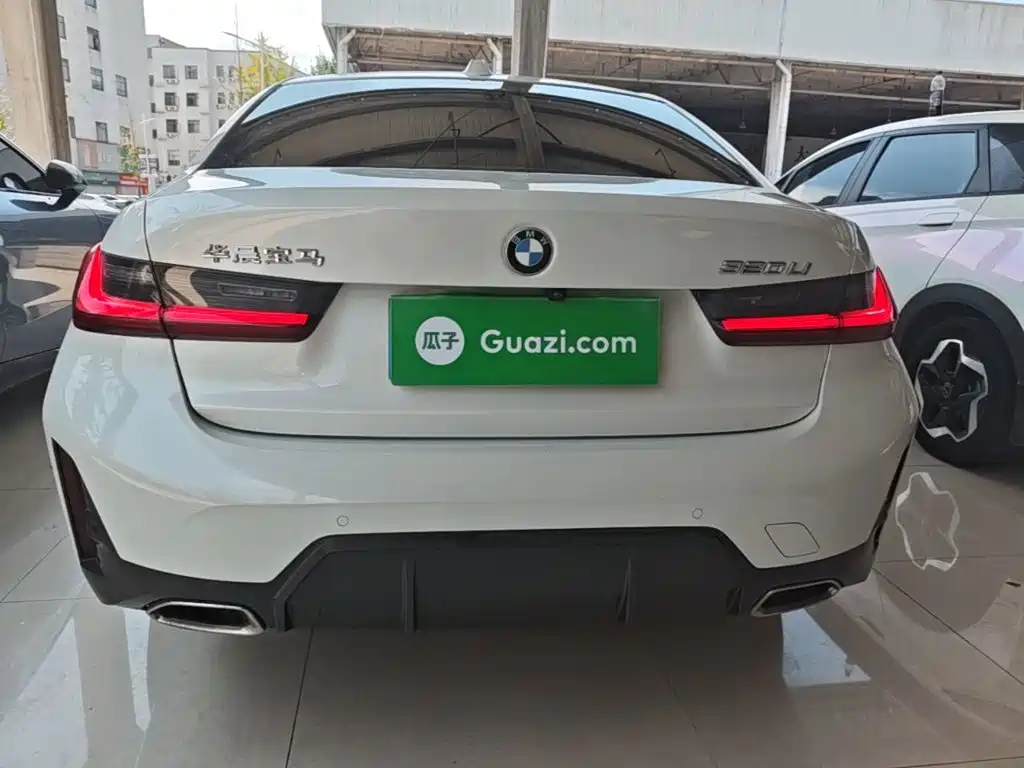 BMW 3 Series — миниатюра 6