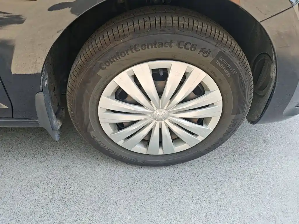 Volkswagen Santana — миниатюра 24