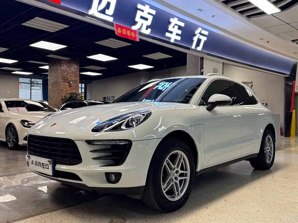 Porsche Macan 2016