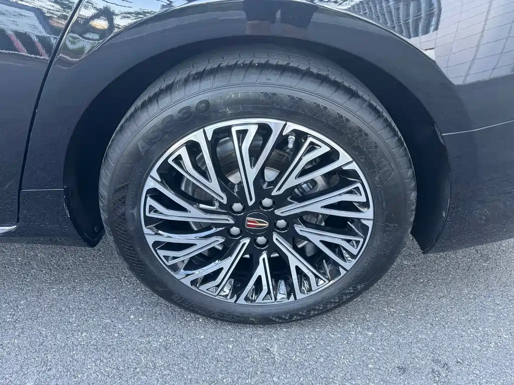 Hongqi Hongqi H5 — миниатюра 20