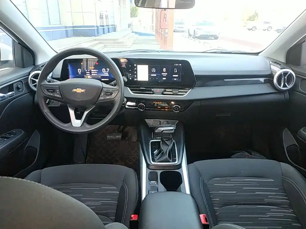 Chevrolet Monza — миниатюра 10