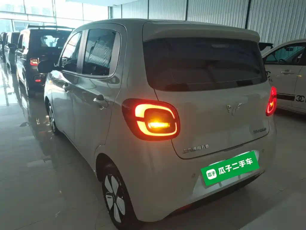 Wuling MINIEV — миниатюра 5