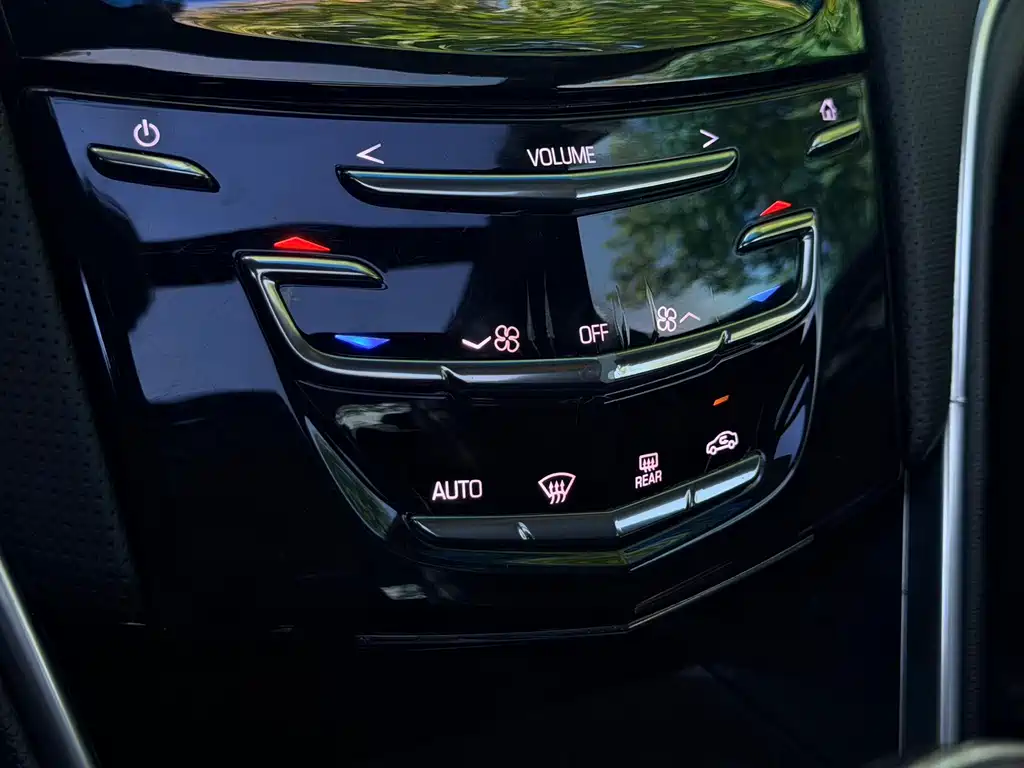 Cadillac XTS — миниатюра 21