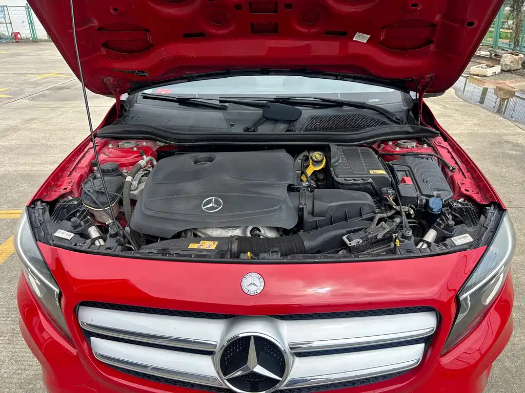 Mercedes-Benz GLA — миниатюра 15