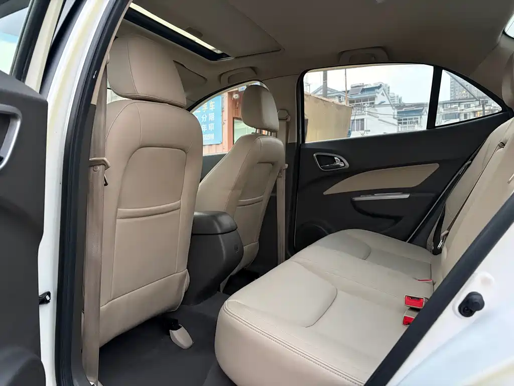 Baojun 630 2012 1.5L DVVT AT Comfort