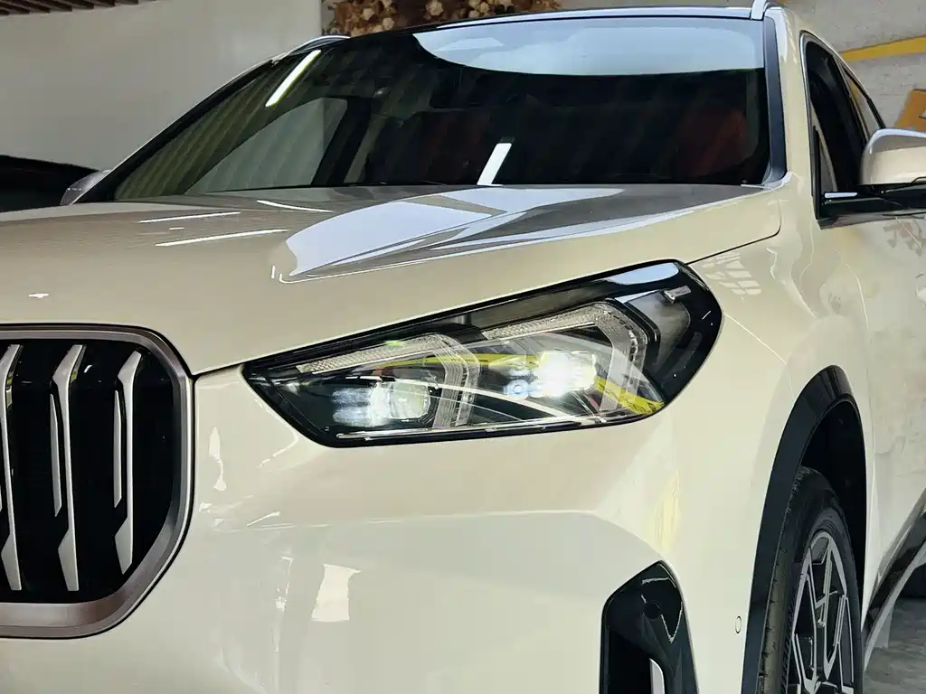 BMW X1 — миниатюра 6